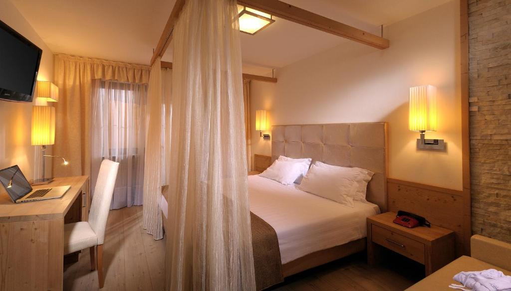 Hotel La Perla Канацеи Номер фото