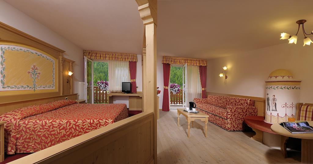 Hotel La Perla Канацеи Номер фото